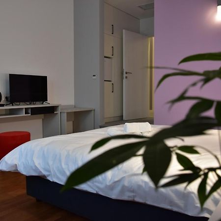 Osten Art Hotel スコピエ エクステリア 写真