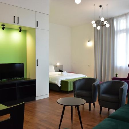 Osten Art Hotel スコピエ エクステリア 写真