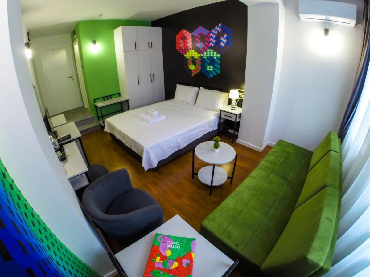 Osten Art Hotel スコピエ エクステリア 写真