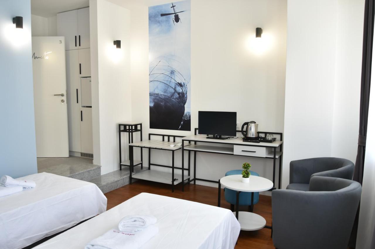 Osten Art Hotel スコピエ エクステリア 写真