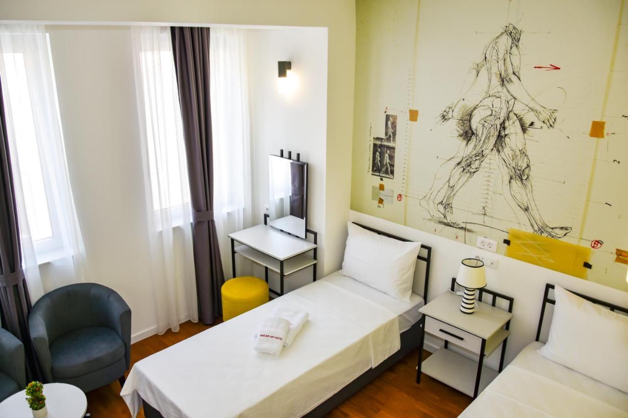 Osten Art Hotel スコピエ エクステリア 写真