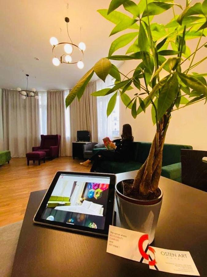 Osten Art Hotel スコピエ エクステリア 写真