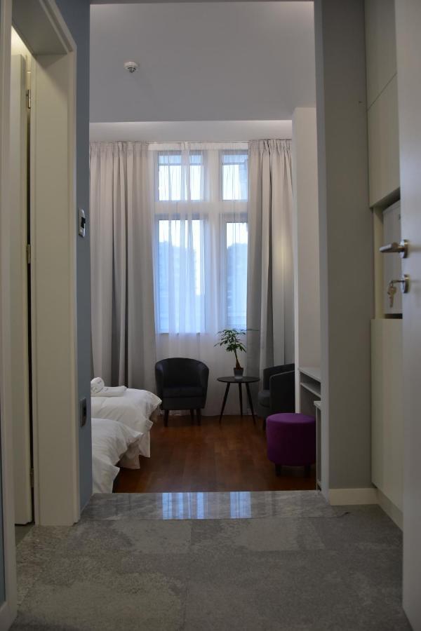 Osten Art Hotel スコピエ エクステリア 写真