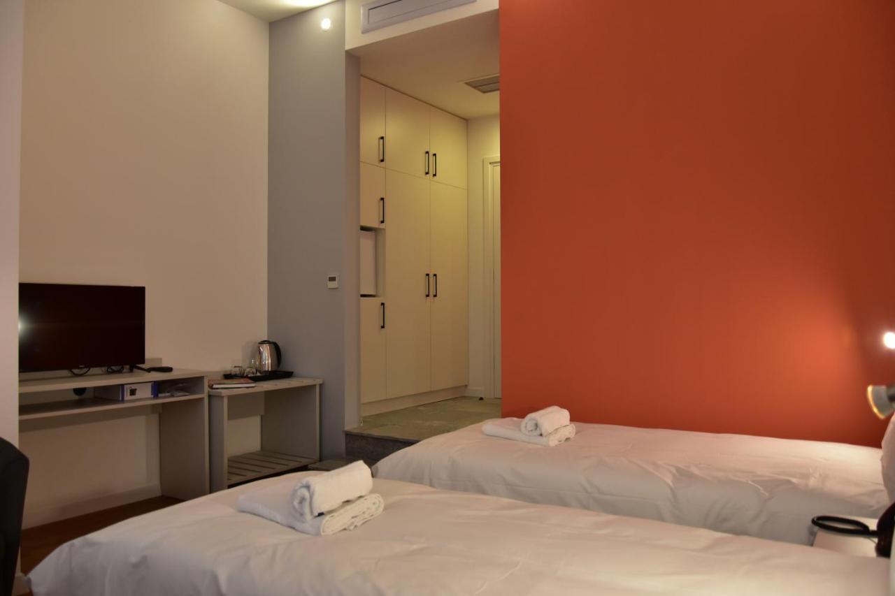 Osten Art Hotel スコピエ エクステリア 写真