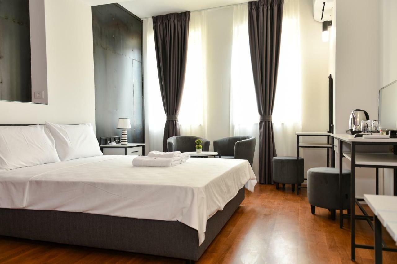 Osten Art Hotel スコピエ エクステリア 写真